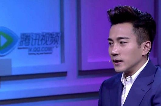 關(guān)于劉愷威是否分手的問題，目前沒有官方消息證實(shí)。因此，我們不能輕易相信網(wǎng)絡(luò)上的傳聞和猜測。，對于娛樂圈的明星而言，他們的私生活往往備受關(guān)注，但我們應(yīng)該尊重他們的個(gè)人隱私和選擇。如果沒有官方消息公布，我們應(yīng)該避免傳播未經(jīng)證實(shí)的消息，以免對他們的名譽(yù)造成不必要的損害。，總之，我們應(yīng)該理性看待網(wǎng)絡(luò)傳聞，不盲目跟風(fēng)傳播未經(jīng)證實(shí)的信息。