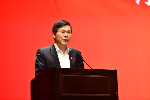 徐立毅已調任江西省。，徐立毅，男，漢族，浙江紹興人，中國共產黨黨員，在職研究生學歷工商管理碩士。曾任河南省委常委、鄭州市委書記。現任江西省委常委、省委組織部部長兼省委黨校校長。如果您想了解更加詳細的信息，建議前往官方網站進行查詢。