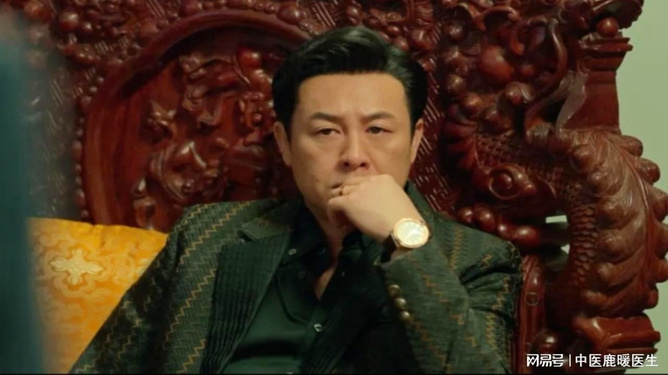 關于張頌文片酬達到每部2000萬的消息，目前無法確定其真實性。，明星的片酬是受到多種因素影響的，包括其知名度、演技、市場影響力、作品類型、角色重要性等。雖然有些報道可能會提供有關明星片酬的信息，但這些信息可能不是準確的或者不是公開的。，因此，關于張頌文的片酬，建議以官方消息或可靠渠道披露的信息為準。