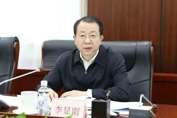4個(gè)月內(nèi)3名正部長履新 最年輕55歲