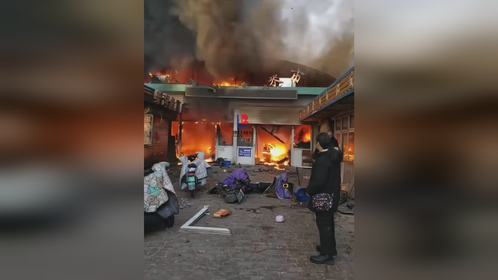 河北一菜市場發(fā)生火災(zāi) 已致8死15傷