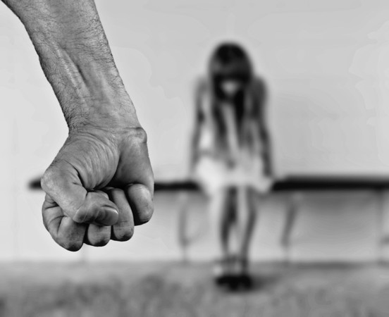 被家暴女子遭男方恐嚇全家絕種