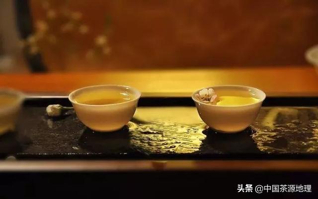 曉華常常只睡兩個小時喝濃茶提神