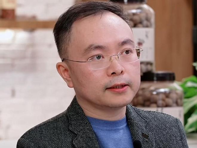 蔡磊感謝劉強(qiáng)東千萬資助