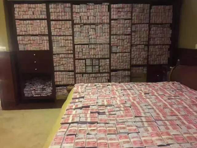 貪官在家中設(shè)計(jì)夾層藏錢