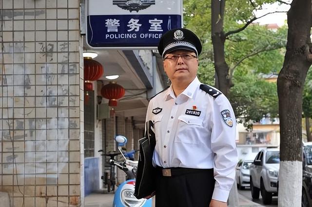 當(dāng)?shù)鼗貞?yīng)執(zhí)法人員被指“白拿”商品