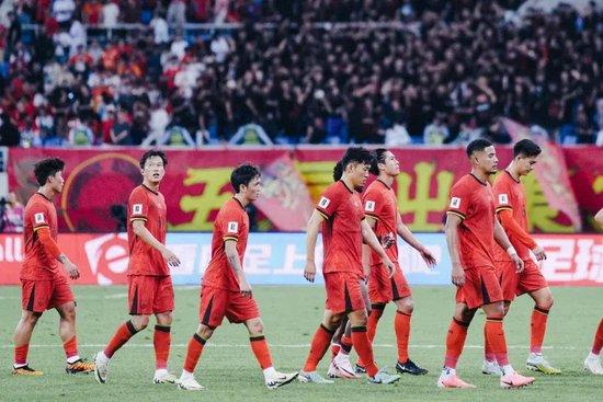 2025新澳彩開獎結(jié)果,中國隊4-8韓國隊，無緣冰壺混雙決賽