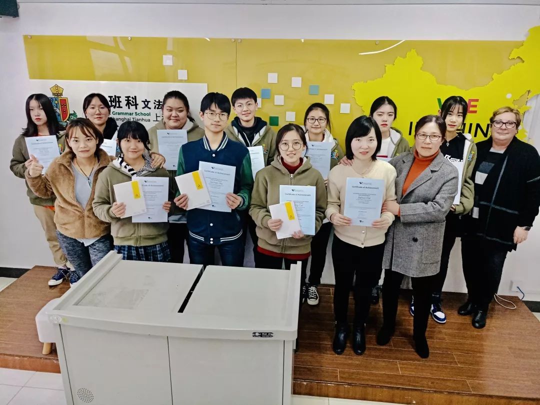 上海英澳新國際高中怎么樣,桂林機(jī)場回應(yīng)網(wǎng)友在航班上撿到鞭炮