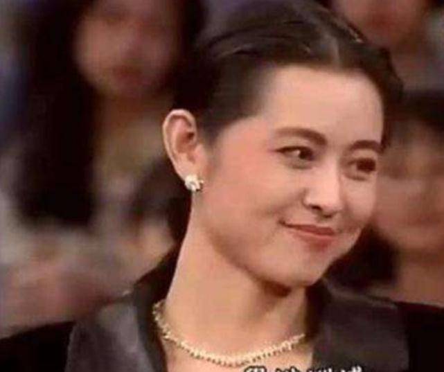 香港正版圖庫圖紙,倪萍神級轉(zhuǎn)場