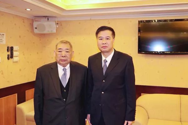 2025年澳門(mén)管家婆大贏(yíng)家,廳長(zhǎng)打個(gè)招呼 其子輕松獲利7000萬(wàn)
