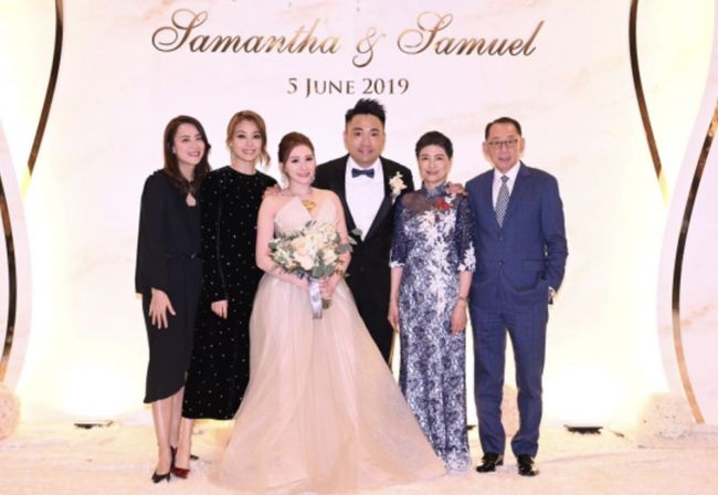管家婆澳門開獎(jiǎng)資料八百圖庫(kù),霍啟剛弟弟帶未婚妻參加好友婚禮