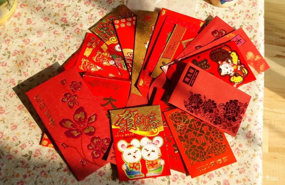 澳門(mén)掛牌八百圖開(kāi)展最快,壓歲錢(qián)和紅包其實(shí)不是一回事