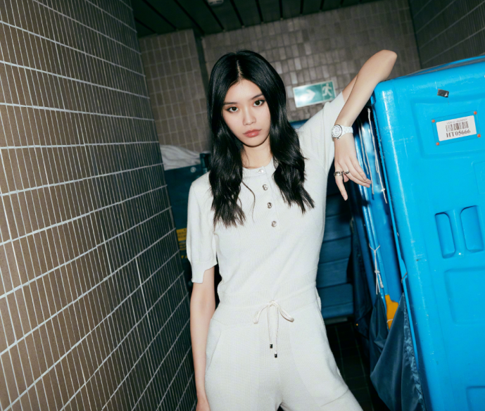 澳門內(nèi)部資料精準公開,澳洲偶遇奚夢瑤何猷君帶女兒出游