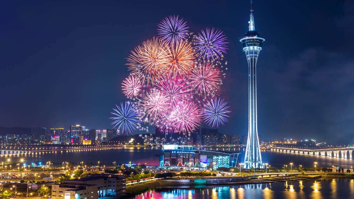 澳門期期掛牌解析,上海辟謠環(huán)球金融中心著火