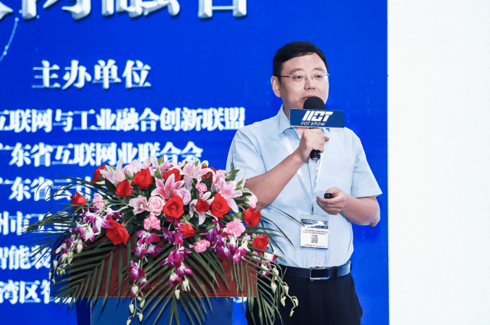 港澳馬經(jīng)綸壇12099cc,余華英庭審很囂張 宣判后才落淚