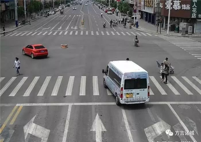 一碼爆特號,下高速不在免費時段咋辦？交警支招