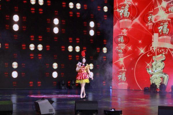 新澳資料大全正版2025綜合,春晚六大神級(jí)現(xiàn)場