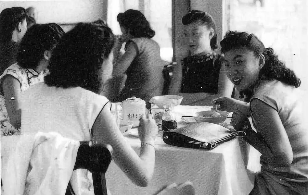 澳門6合資料免費(fèi)大全,女子稱在酒店遭縣人大代表猥褻