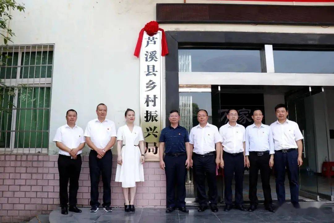 澳門掛牌正版掛牌完整掛牌2025年,女生曬備婚兩年的明制中式婚禮